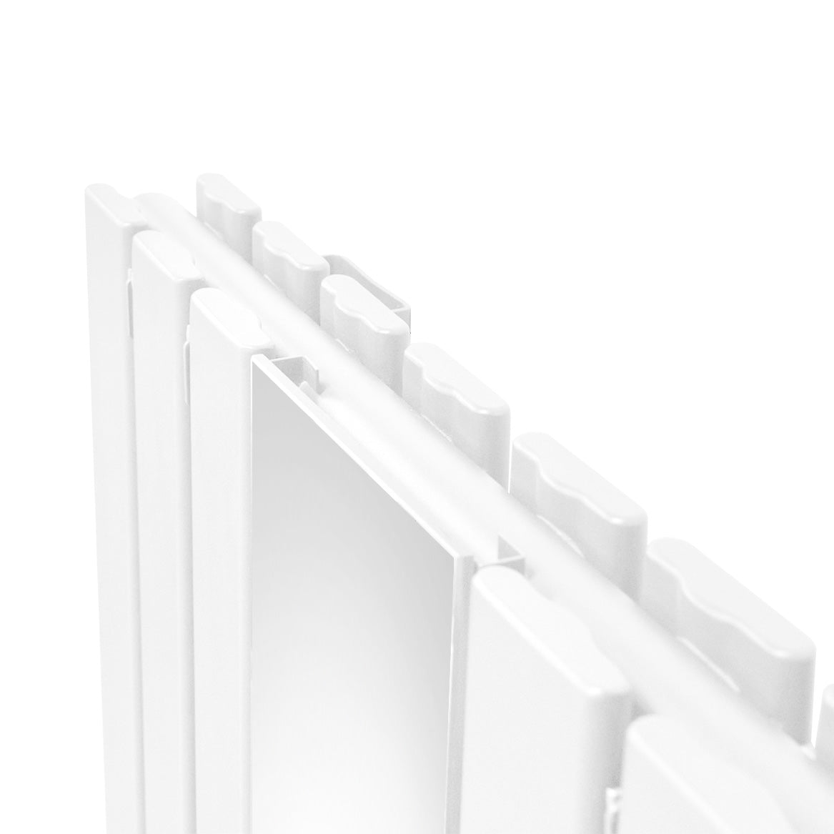 Weißer Heizkörper mit integriertem Spiegel und Chrom-Thermostatventilen, 1800mm x 565mm, modernes Design und glatte Oberflächenstruktur