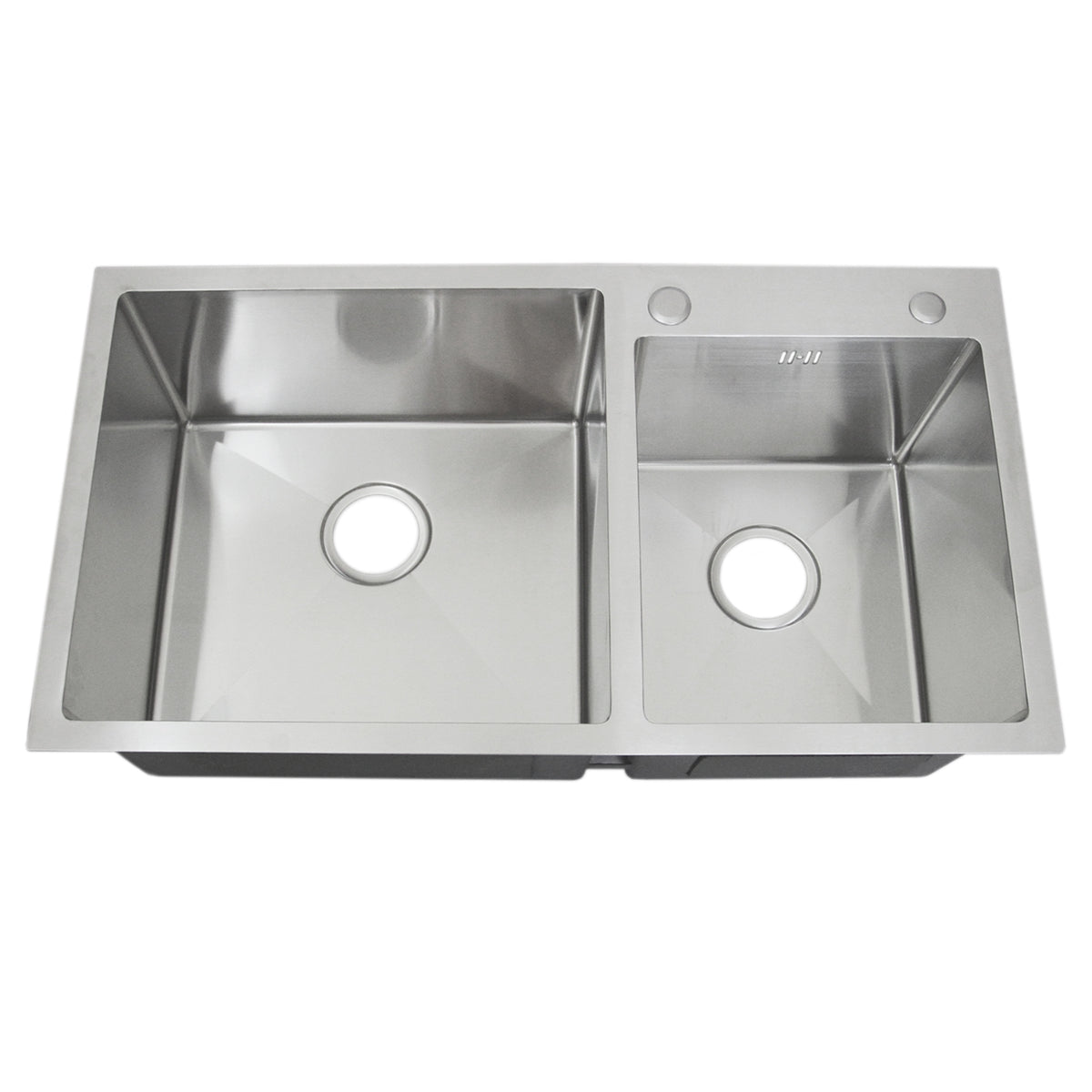Edelstahl Doppelspüle mit zwei rechteckigen Becken, polierter Oberfläche, abgerundeten Ecken und zwei Abflusslöchern, ideal für moderne Küchen
