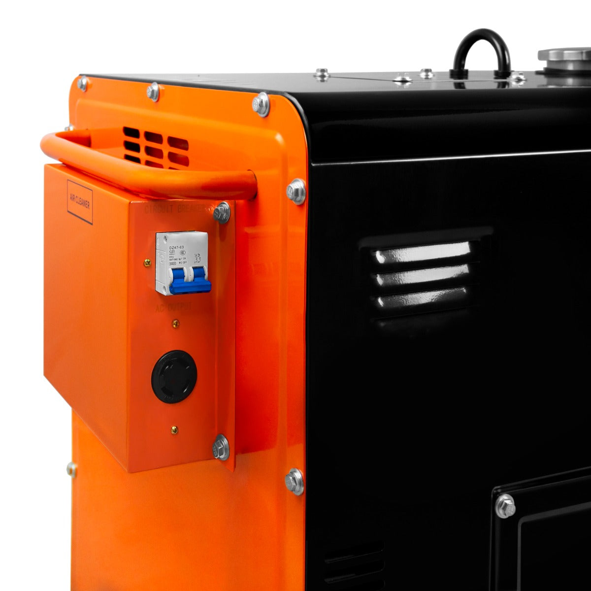 Der T-Mech Diesel Generator in schwarz und orange, mit einem kompakten Gehäuse, Steckdosen und einem geräuschlosen Design für effiziente Stromerzeugung