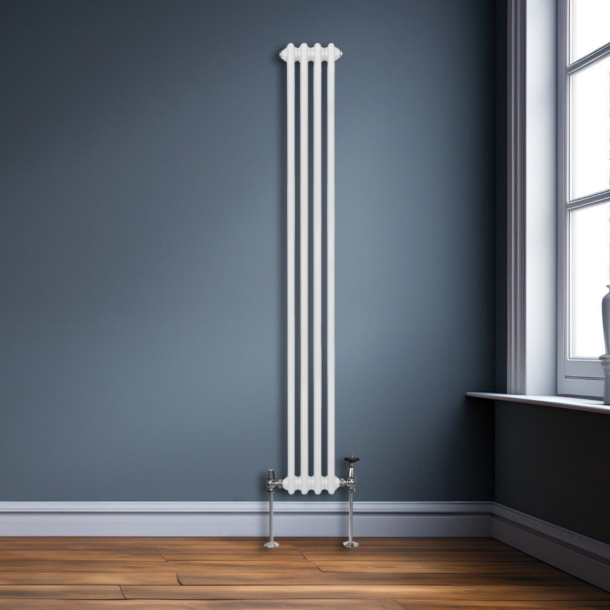 Traditioneller 2-Spalten-Heizkörper in Weiß, 1800 x 202 mm, mit glatten, vertikalen Lamellen und verchromten Ventilen, ideal für moderne Räume