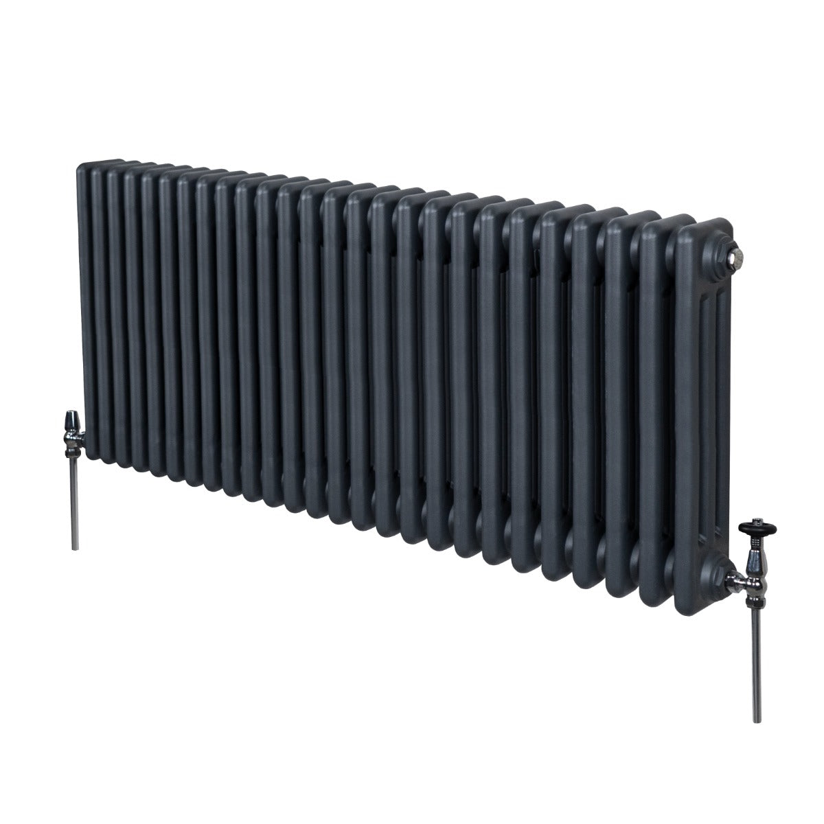 Traditioneller 3-Spalten-Heizkörper in Anthrazitgrau, 600 x 1192 mm, mit glatter, glänzender Oberfläche und robusten, runden Röhren für effiziente Wärmeabgabe