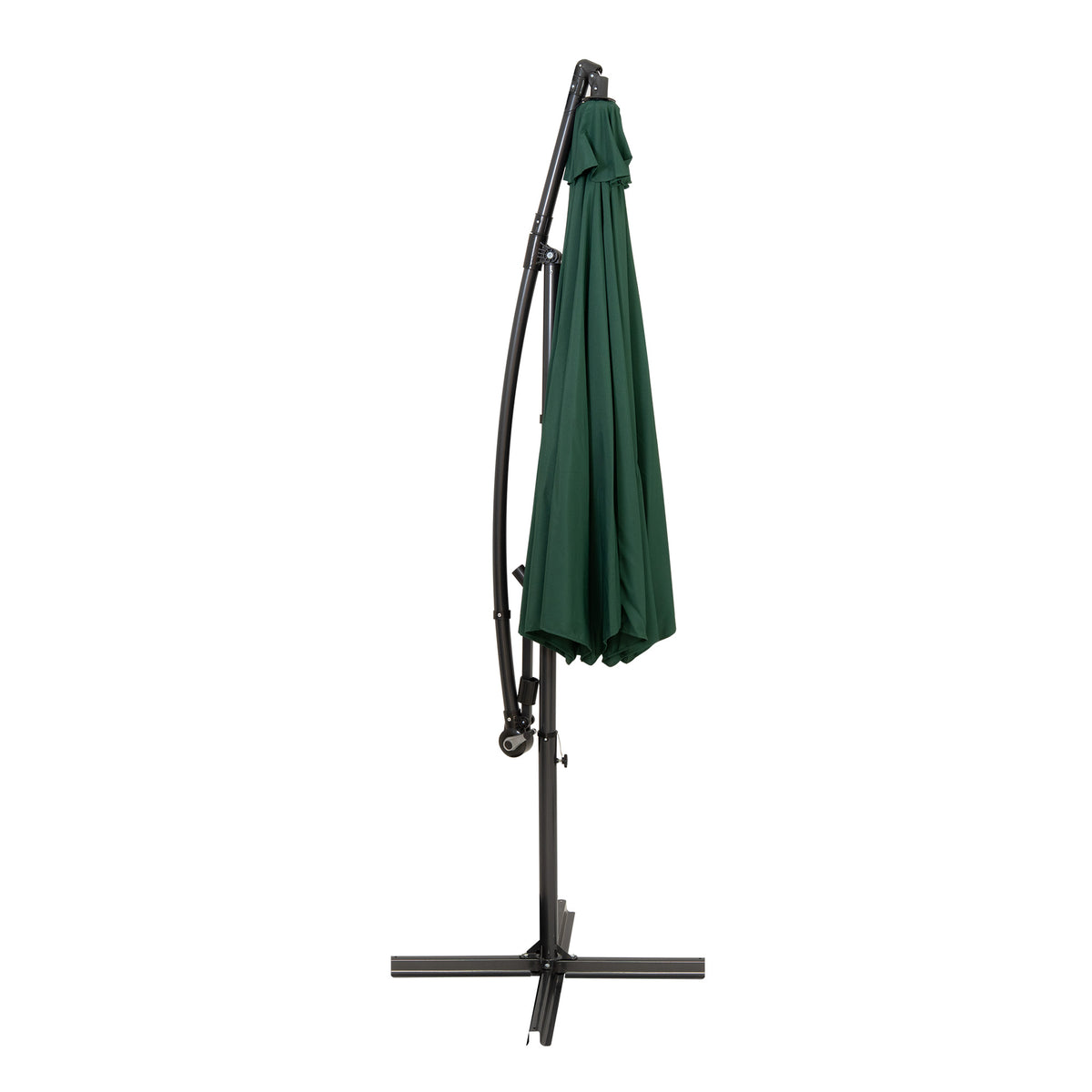 Ausleger-Sonnenschirm in sattem Grün, elegant zusammengeklappt, mit stabiler schwarzer Metallbasis und geschwungener Form
