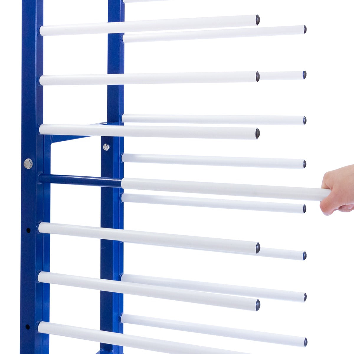 Blauer Trocknungswagen mit mehreren weißen, runden Stangen, ideal zum Trocknen von Textilien, stabil und funktional, handlich in der Nutzung