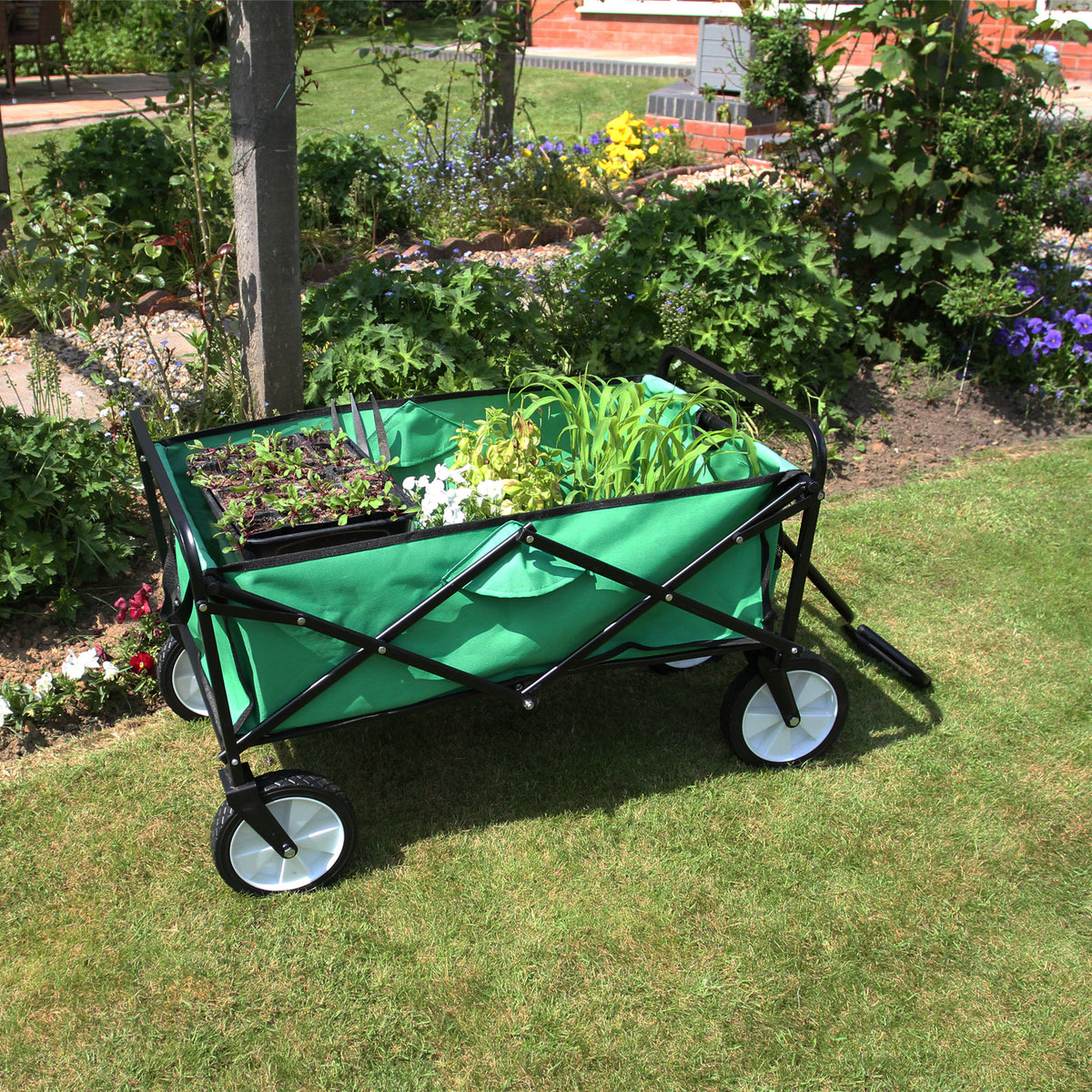 Faltbarer Gartenwagen in leuchtendem Grün mit stabiler schwarzer Rahmenkonstruktion, ausgestattet mit großen Rädern für einfachen Transport von Pflanzen und Gartenzubehör