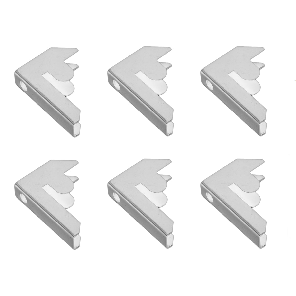 Sechs silberne E-Rax Regalhalterungen mit einem modernen, minimalistischen Design, ideal für die Montage von Lagerregalen in Weiß
