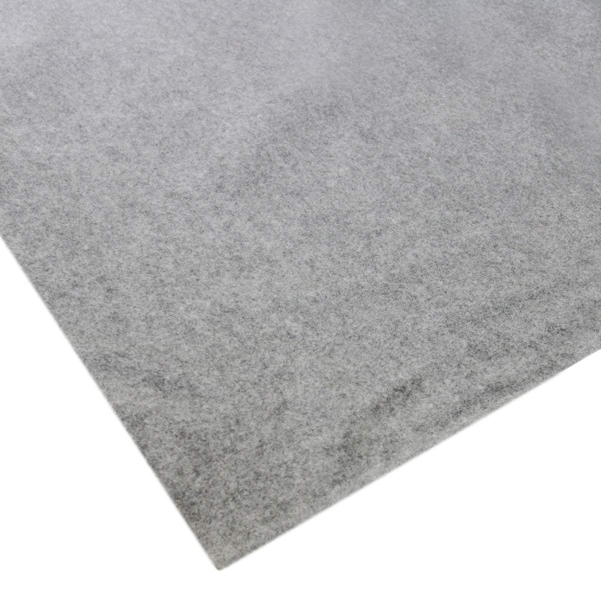 Grau gefärbter Teppich mit weicher, samtiger Textur, ideal für Van-Verkleidungen, ergänzt durch fünf Dosen Mehrzweckkleber für einfache Anwendung