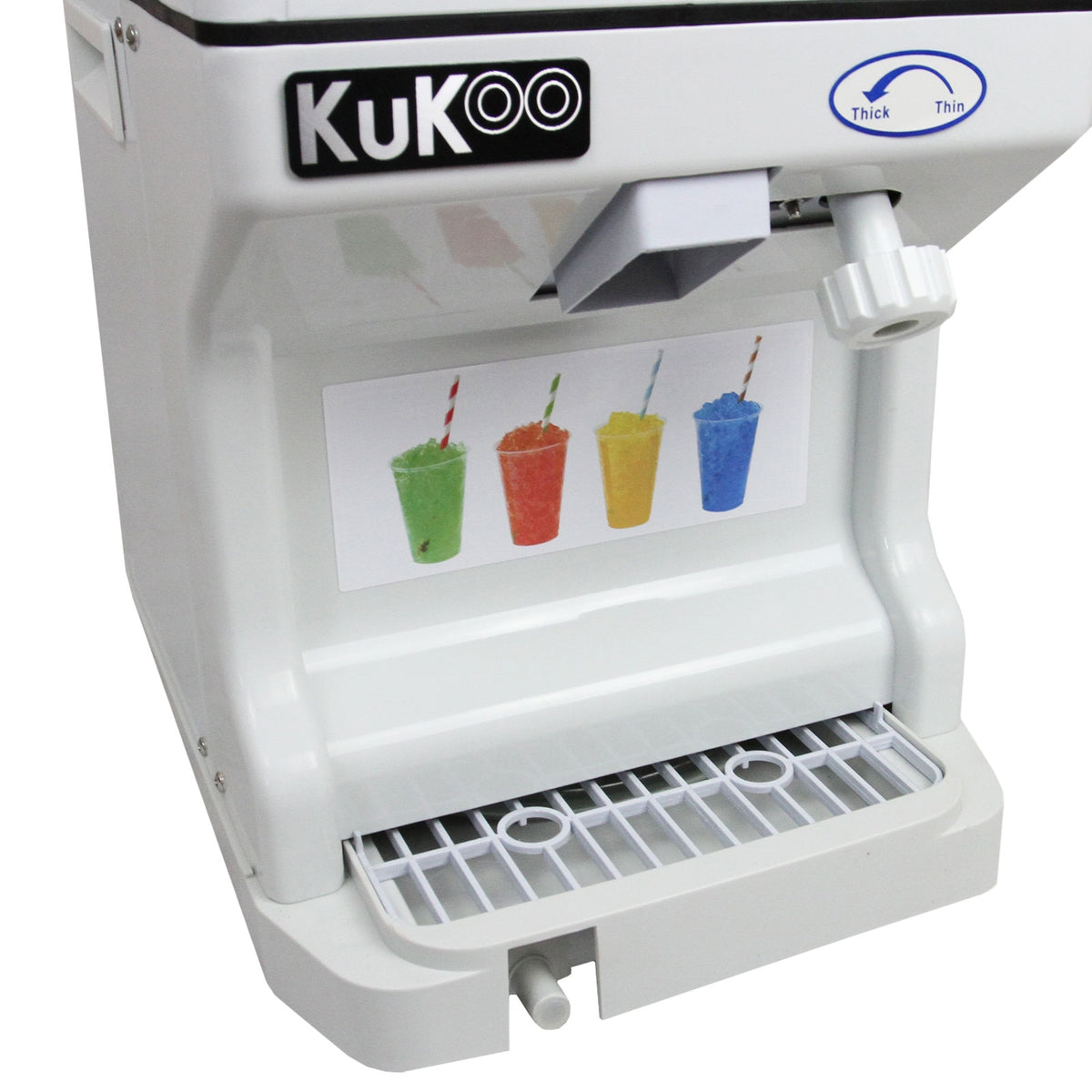 KuKoo Slush Eismaschine in Weiß mit Bedienfeld, darunter eine Abtropfschale und ein farbenfrohes Bild von Slush-Getränken in verschiedenen Farben