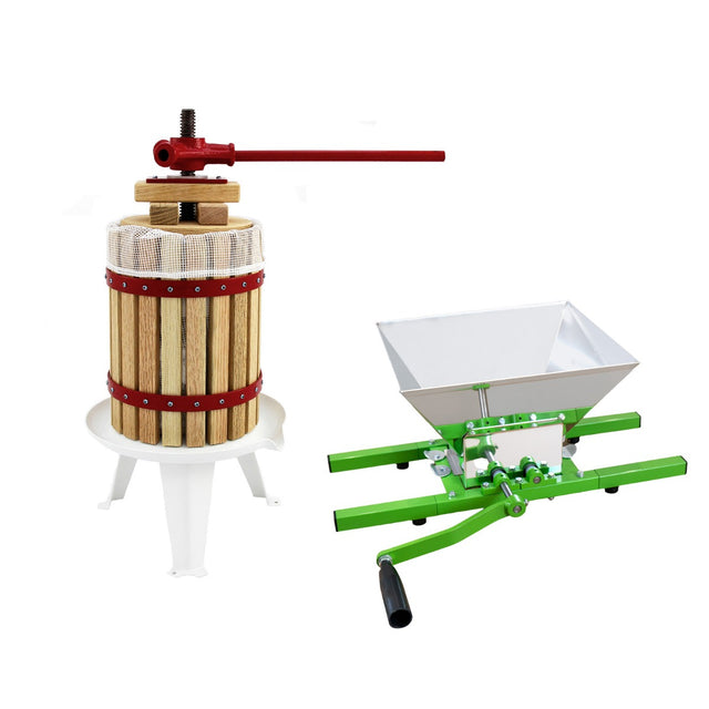 Holz-Obstpresse mit rotem Hebel und Obsthäcksler in leuchtendem Grün, beide ideal für die Saftproduktion aus frischen Früchten