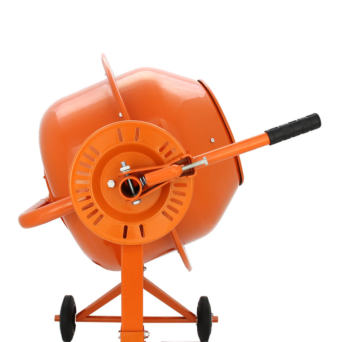Leuchtend orangefarbene Betonmischmaschine mit runder Trommel, stabiler Basis und schwarzem Griff, ideal für Bauprojekte und DIY-Arbeiten