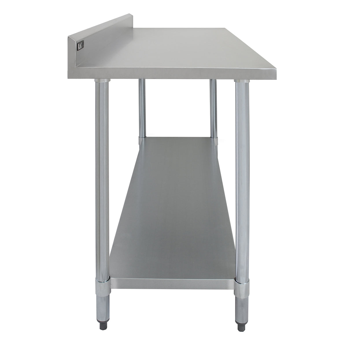 Gastronomie Arbeitstisch aus Edelstahl mit glatter Oberfläche, 150 cm lang, und einem stabilen Doppelregal für zusätzlichen Stauraum und Funktionalität