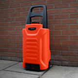 Robuster 30L Wasserwagen in leuchtendem Orange mit schwarzem Griff, stabilen Rollen und strukturiertem Gehäuse, ideal für Garten und Außenbereich