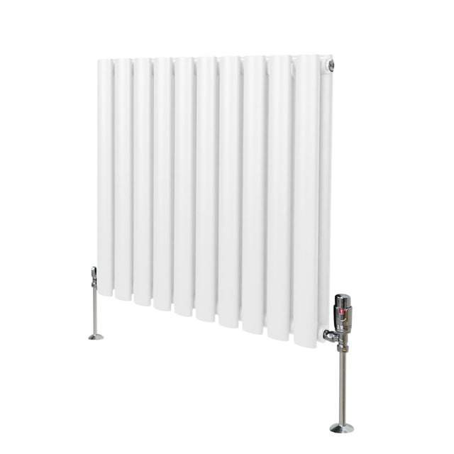 Ovaler Röhrenheizkörper in Weiß mit Chrom-Thermostatventilen, 600mm x 600mm, glänzende Oberfläche und moderne, schlanke Form für effiziente Wärmeabgabe