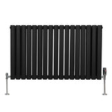 Schwarzer ovaler Röhrenheizkörper mit Chrom-Thermostatventilen, 600mm x 1020mm, moderne, elegante Linien und glatte, matte Oberfläche