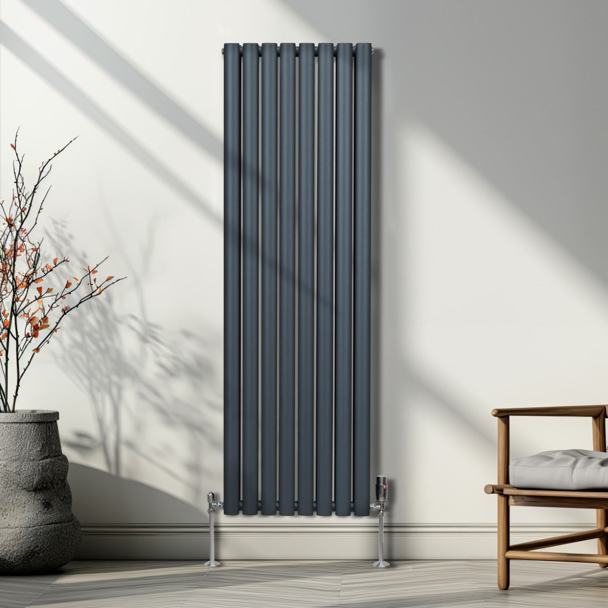 Ovaler Röhrenheizkörper in Anthrazitgrau, 1600mm x 480mm, mit Chrom-Thermostatventilen, modern und elegant, ideal für stilvolle Wohnräume