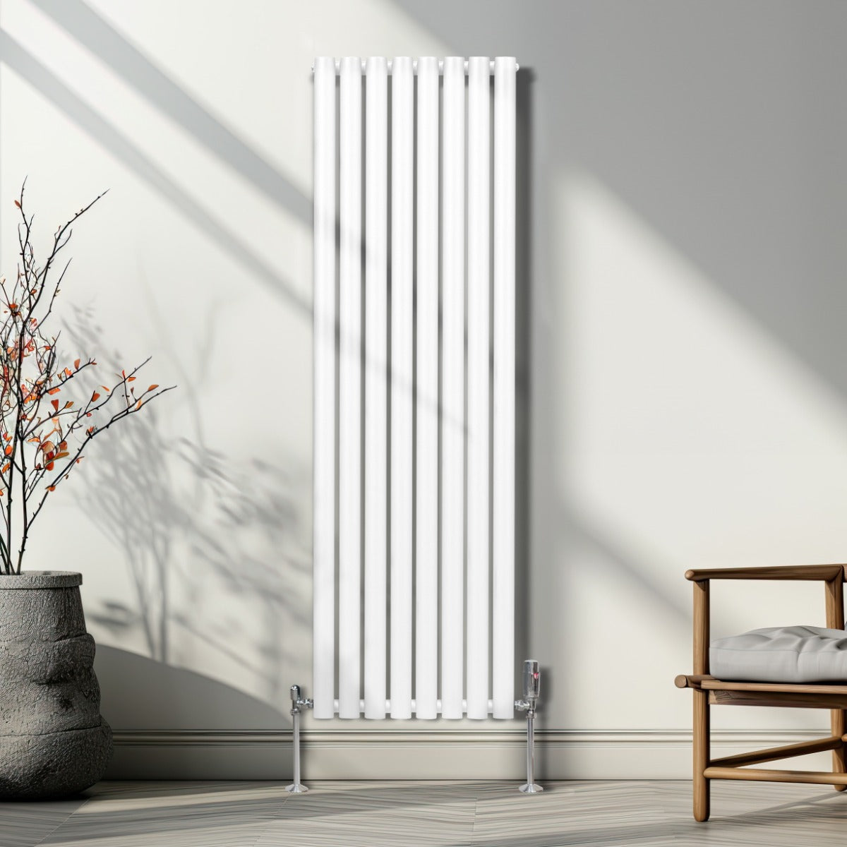 Ovaler Röhrenheizkörper in Weiß, 1600mm x 480mm, mit glänzenden Chrom-Thermostatventilen, modernem Design und glatter Oberfläche, ideal für jeden Raum