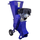 Blauer T-Mech 15PS Holzhäcksler mit robustem Motor, großen Rädern und einem hohen Trichter für effizientes Zerkleinern von Holz und Ästen