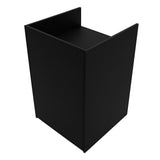 Schwarze Ladentheke mit Kassenblock, modernes, minimalistisches Design, rechteckige Form, glatte Oberfläche und robuste Materialien für den Einzelhandel