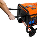 Offener T-Mech Dieselgenerator in leuchtendem Orange mit zwei blauen Steckdosen, robustem Rahmen und stabilen Rädern für einfache Mobilität