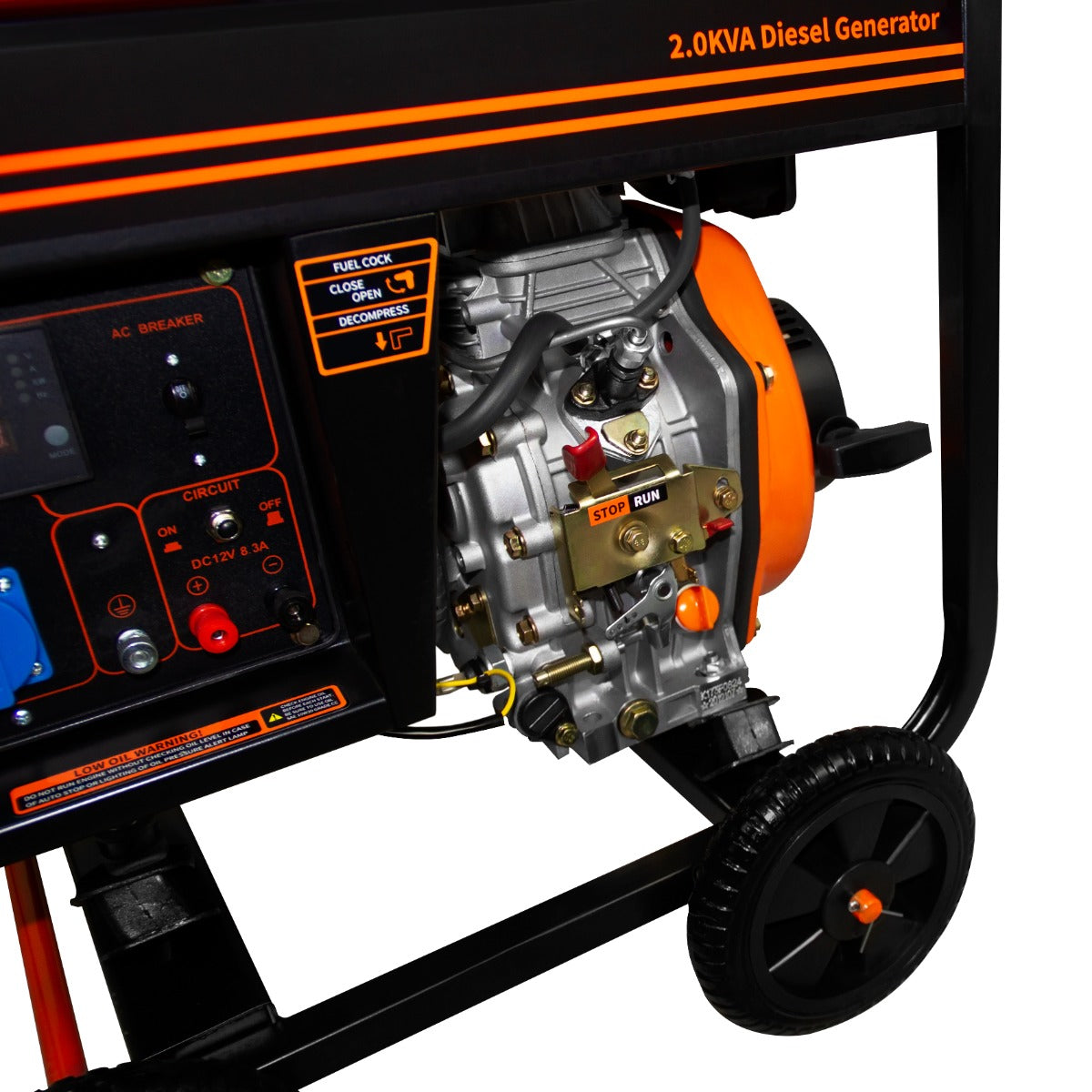 Offener Dieselgenerator in Schwarz und Orange, 2kVA, mit robustem Metallrahmen, sichtbarem Motor und Bedienelementen für einfache Nutzung