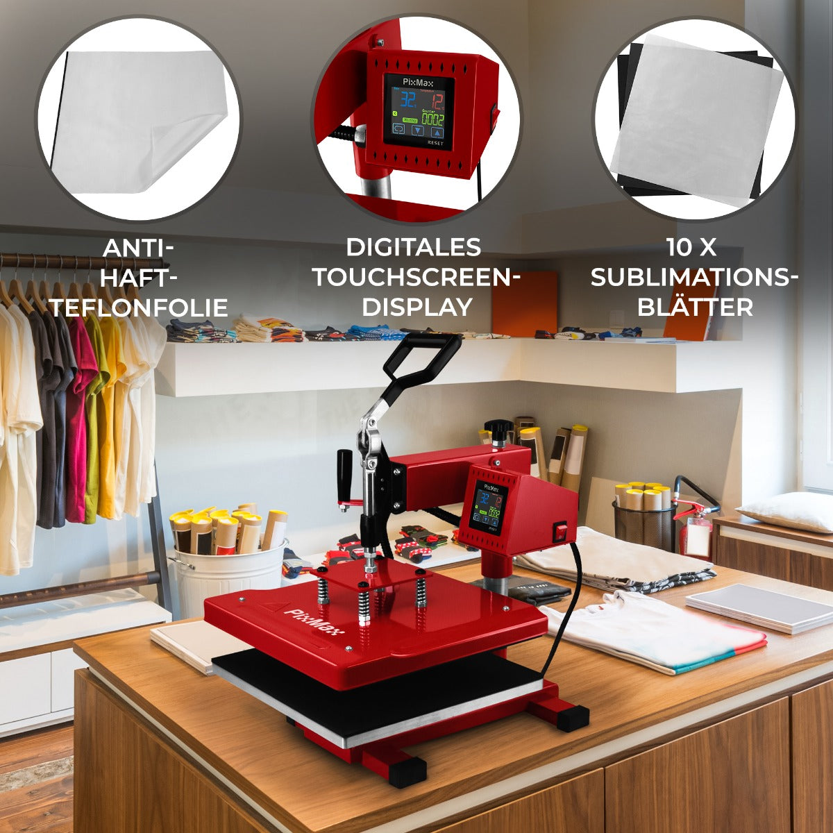 Schwenkbare Transferpresse in leuchtendem Rot mit digitalem Touchscreen, PTFE-Matte und 10 Sublimationsblättern auf einem Arbeitsbereich