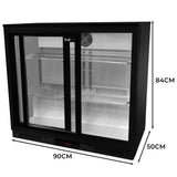 Schwarzer Kühlschrank mit Doppelschiebetüren, transparentem Glas und verstellbaren Regalen, ideal für Bars und Gastronomie, Maße 90x50x84 cm