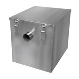 Fettabscheider aus Edelstahl mit quadratischer Form, glänzender Oberfläche und zwei stabilen Verschlüssen, ideal für die Gastronomie mit 35L Fassungsvermögen