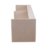 Hängeschrank aus hellem Holz mit glatter Oberfläche, rechteckiger Form und drei offenen Fächern, ideal für Wohnwagen und platzsparende Aufbewahrung