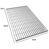 Verzinkter Gitterrost in rechteckiger Form, Maße 1000mm x 600mm, mit 3cm Höhe, robust und langlebig, ideal für industrielle Anwendungen