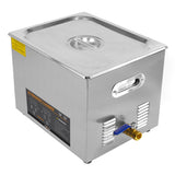 Ultraschallreiniger T-Mech mit 30L Edelstahlbehälter, glänzender Oberfläche, abgerundeten Kanten und einem Wasseranschluss für einfache Nutzung