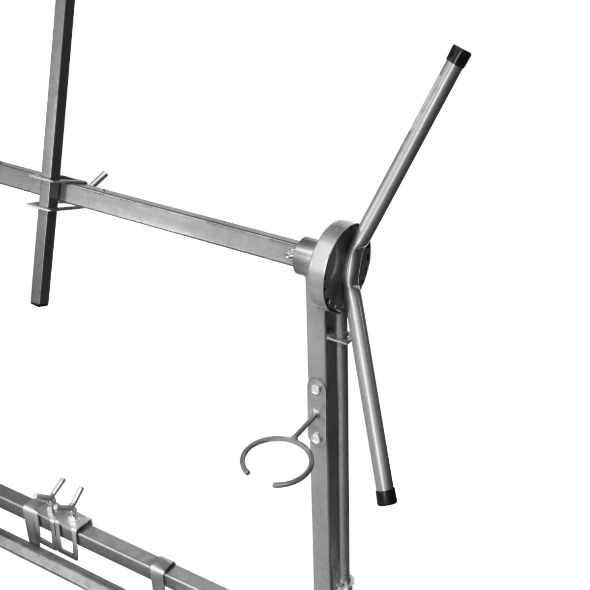 Robuster T-Mech Drehlackierständer aus silbernem Metall, mit verstellbaren Armen und Halterung für eine effiziente Lackierung von Objekten