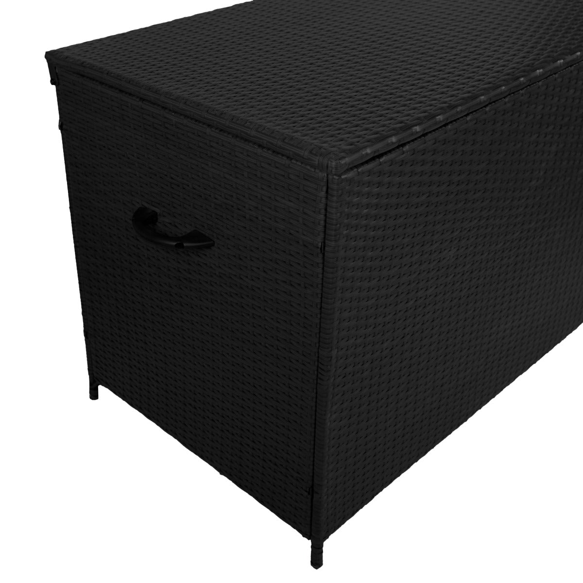 Schwarze Rattan Kissenbox mit geflochtener Oberfläche, rechteckiger Form und seitlichem Griff für einfachen Transport, ideal für die Aufbewahrung von Kissen