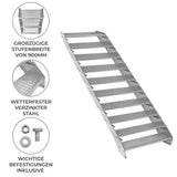 Verstellbare Treppe aus verzinktem Stahl mit 900 mm breiten Stufen, rutschfester Oberfläche und robustem Design, ideal für verschiedene Anwendungen