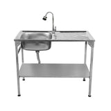 Faltbarer Camping-Spültisch aus Edelstahl mit einer großen Spüle, abgerundeten Kanten, einer praktischen Ablage und einem flexiblen Wasserhahn