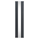 Anthrazitgrauer Heizkörper mit integriertem Spiegel, schlankes Design, 1800mm x 425mm, glatte Oberfläche und moderne Linienführung
