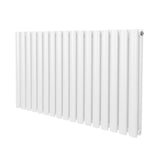 Ovaler Röhrenheizkörper in Weiß, 600mm x 1020mm, mit glatten, vertikalen Lamellen und modernem Design, ideal für effiziente Raumheizung