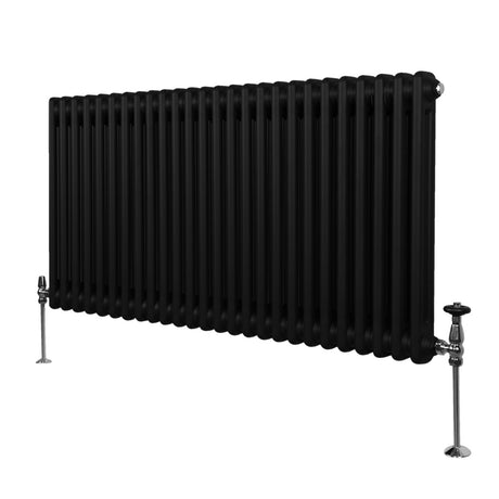 Traditioneller 2-Spalten-Heizkörper in Schwarz, 600 x 1192 mm, mit glänzenden Ventilen und einem eleganten, gerippten Design für effiziente Wärmeabgabe