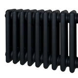 Traditioneller 3-Spalten-Heizkörper in elegantem Schwarz, 1500 x 202 mm, mit glatten, robusten Oberflächen und klassischem Design für effiziente Wärmeabgabe