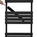 Schwarzer Flachheizkörper für Handtücher, 1200mm x 600mm, mit glatten, modernen Linien und einem Reinigungstool, das zwischen den Rillen verwendet wird