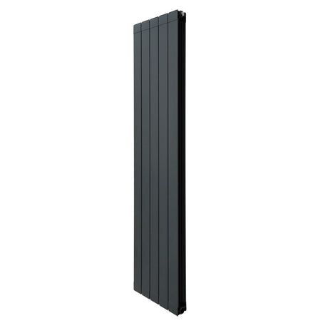 Anthrazitgrauer Aluminium Paneelheizkörper mit schlankem, vertikalem Design, 1800mm hoch und 395mm breit, ideal für moderne Wohnräume