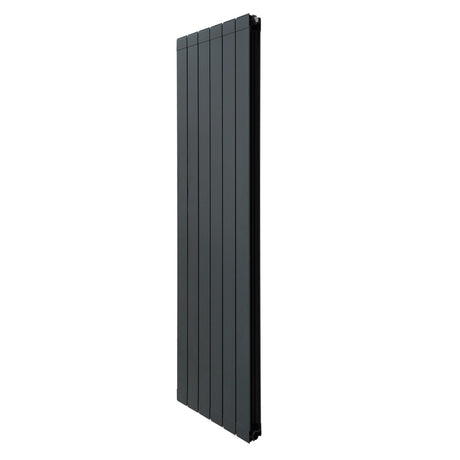 Anthrazitgrauer Aluminium Paneelheizkörper mit schlankem, vertikalem Design, 1800mm hoch und 475mm breit, ideal für moderne Wohnräume