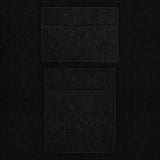 Schwarzer Autostoff mit zwei praktischen Aufbewahrungstaschen und Kleber, weiche Textur und elegantes, minimalistisches Design für den Innenraum