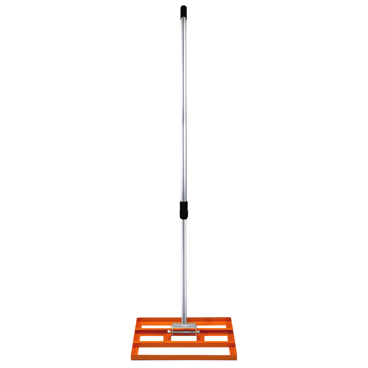 Rasenrakel in leuchtendem Orange mit einem stabilen, silbernen Griff und einer breiten, flachen Basis für effizientes Rasenlüften und -bearbeiten