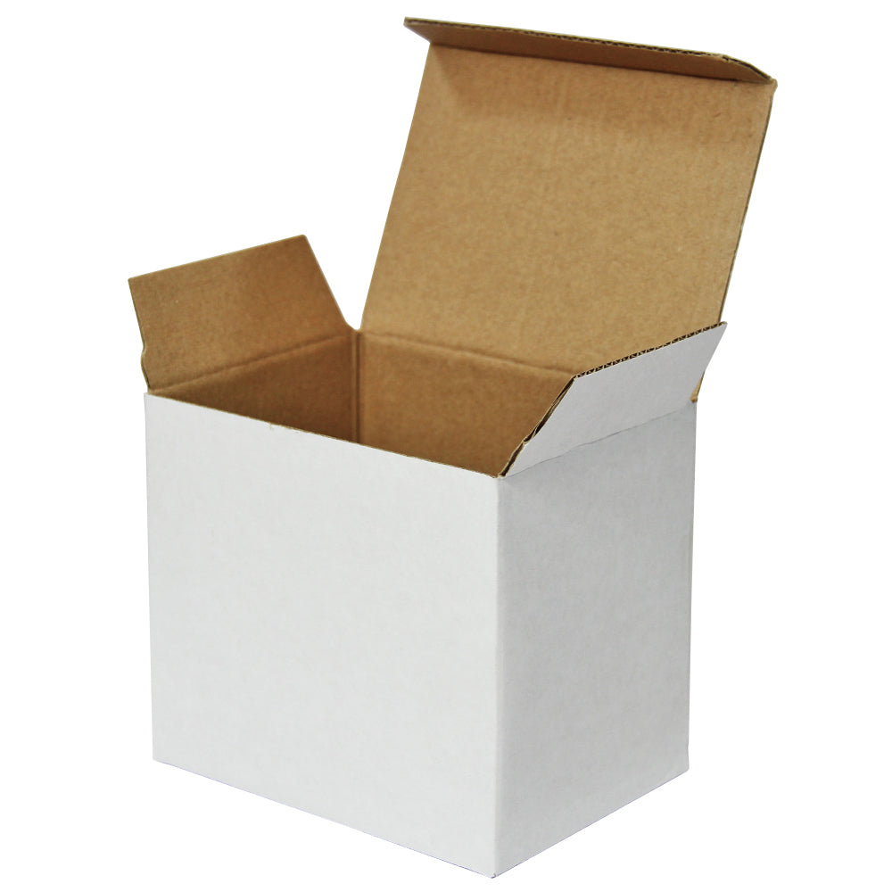 Weißer Karton mit offenem Deckel, ideal für den Versand von 72 Sublimationsbechern, stabil und leicht, perfekt für kreative Projekte