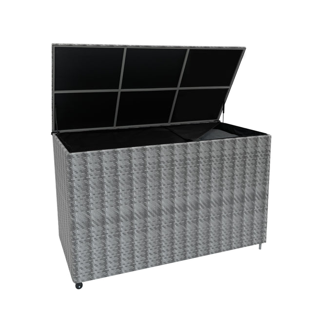 Grau geflochtene Rattan Kissenbox mit offenem Deckel, geräumig und robust, ideal zur Aufbewahrung von Kissen und Gartenaccessoires