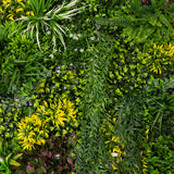 Künstliche Wandfliese mit üppigem, grünem Pflanzenmuster, verschiedene Blattarten in lebendigen Grüntönen und gelben Akzenten, ideal für dekorative Akzente