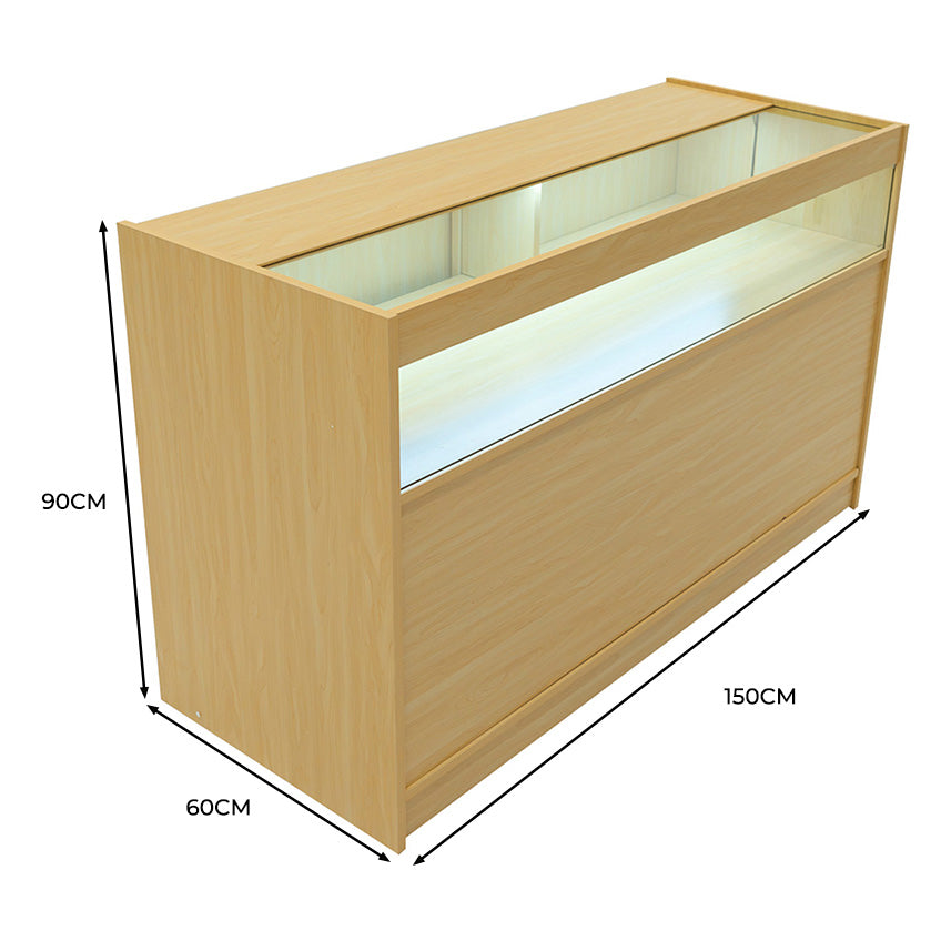 Moderne LED-Ladentheke aus hellem Ahornholz, mit klaren Linien, beleuchtetem Glasoberteil und großzügigem Stauraum, Maße: 150x60x90 cm