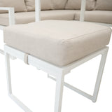 Beige Sitzkissen auf einem weißen Aluminiumrahmen, Teil eines eleganten 5-teiligen Ecksofa-Sets, ideal für moderne Außenbereiche