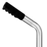Robuster, silberner Griff mit schwarzem, rutschfestem Gummiüberzug, ideal für den T-Mech Rasennivellierer und Rotationsstreuer 50cm