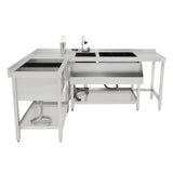 Modulare Cocktailbar-Station aus Edelstahl mit zwei Spülen, Eisbrunnen und praktischen Ablageflächen für Getränke und Zubehör