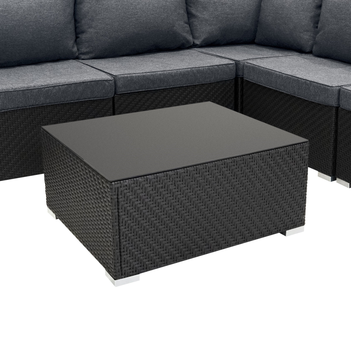Modulares 7-teiliges Rattan-Möbelset in Schwarz mit grauen Kissen, inklusive quadratischem Tisch mit glatter, schwarzer Oberfläche und stabilen Füßen